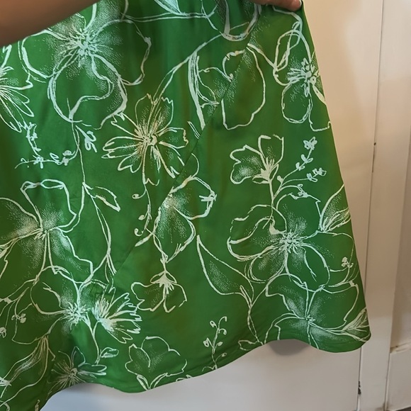 ASOS | Green Floral V-Neck Spaghetti Strap Dress - Picture 3 of 16